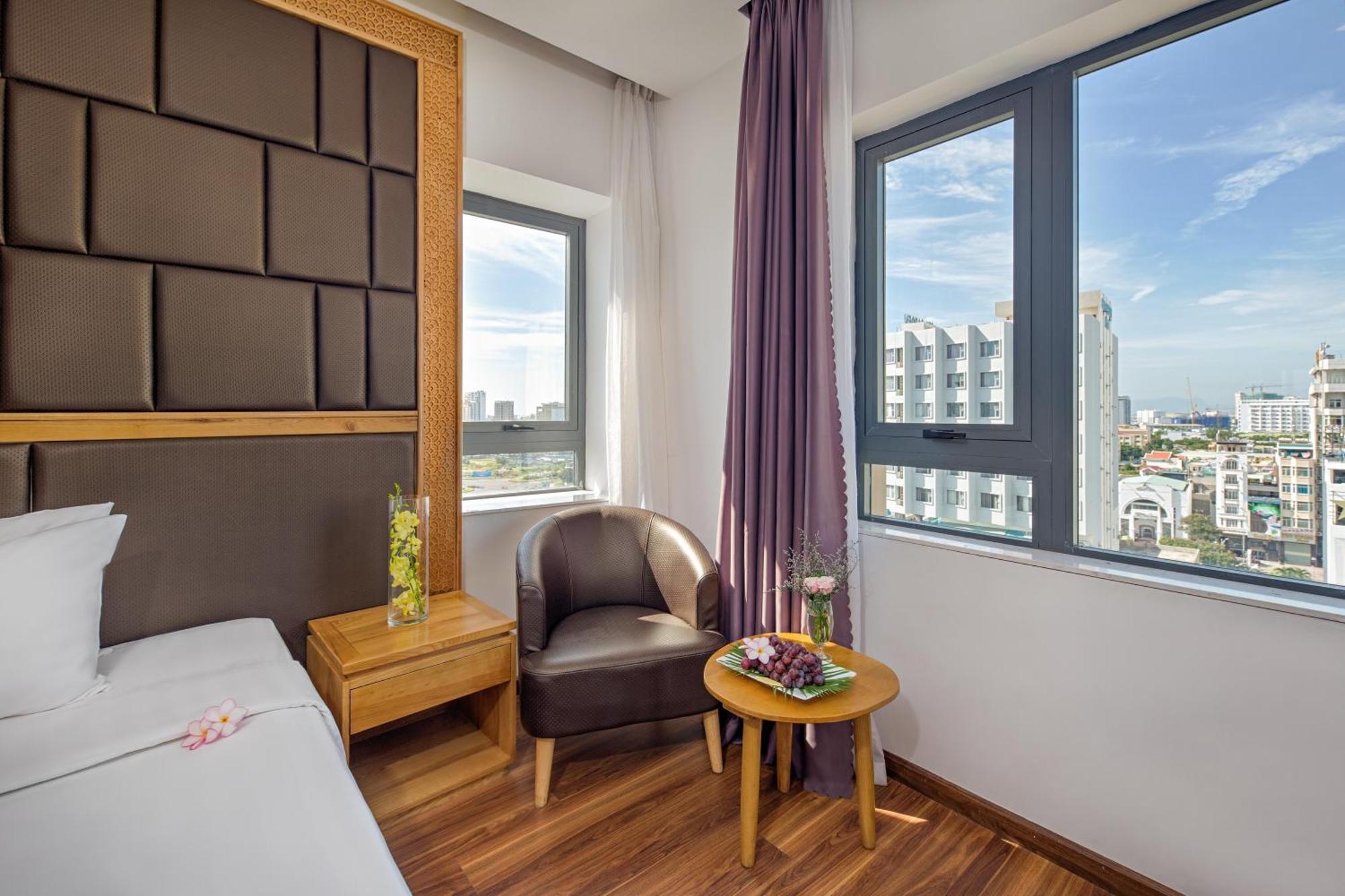 Bliss Luxury Hotel Da Nang Buitenkant foto